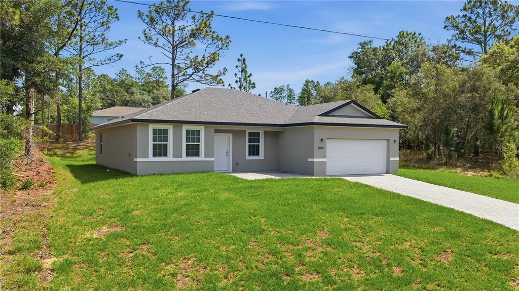 1985 W Corrine Street Dunnellon FL 34434