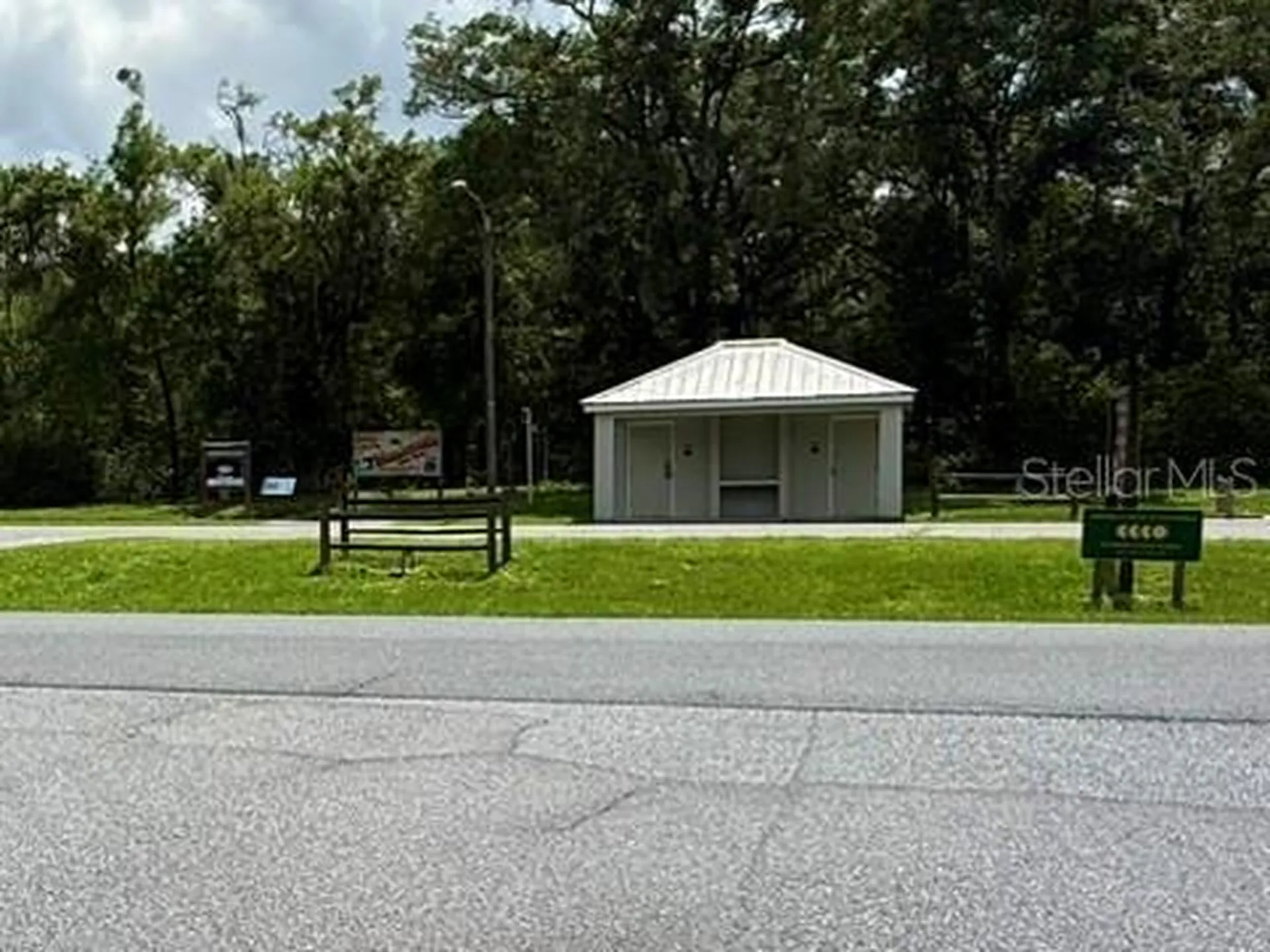 1985 W Corrine Street Dunnellon FL 34434