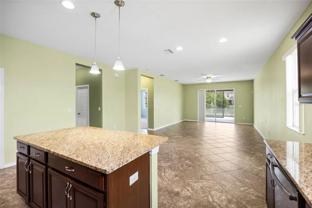 3851 Pacente Loop Wesley Chapel FL 33543