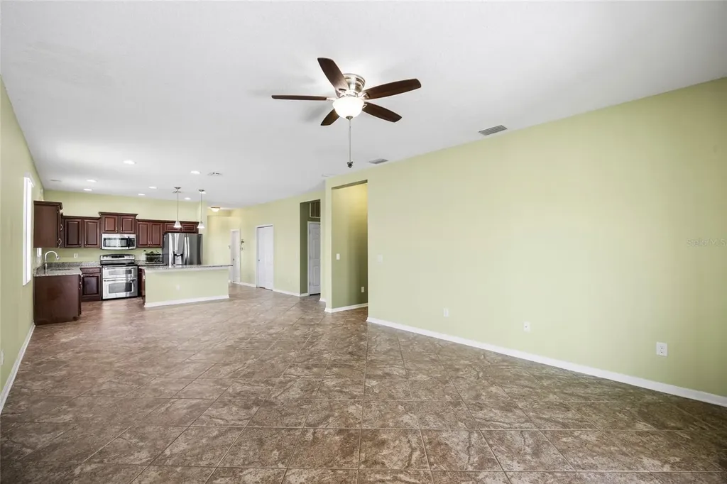 3851 Pacente Loop Wesley Chapel FL 33543