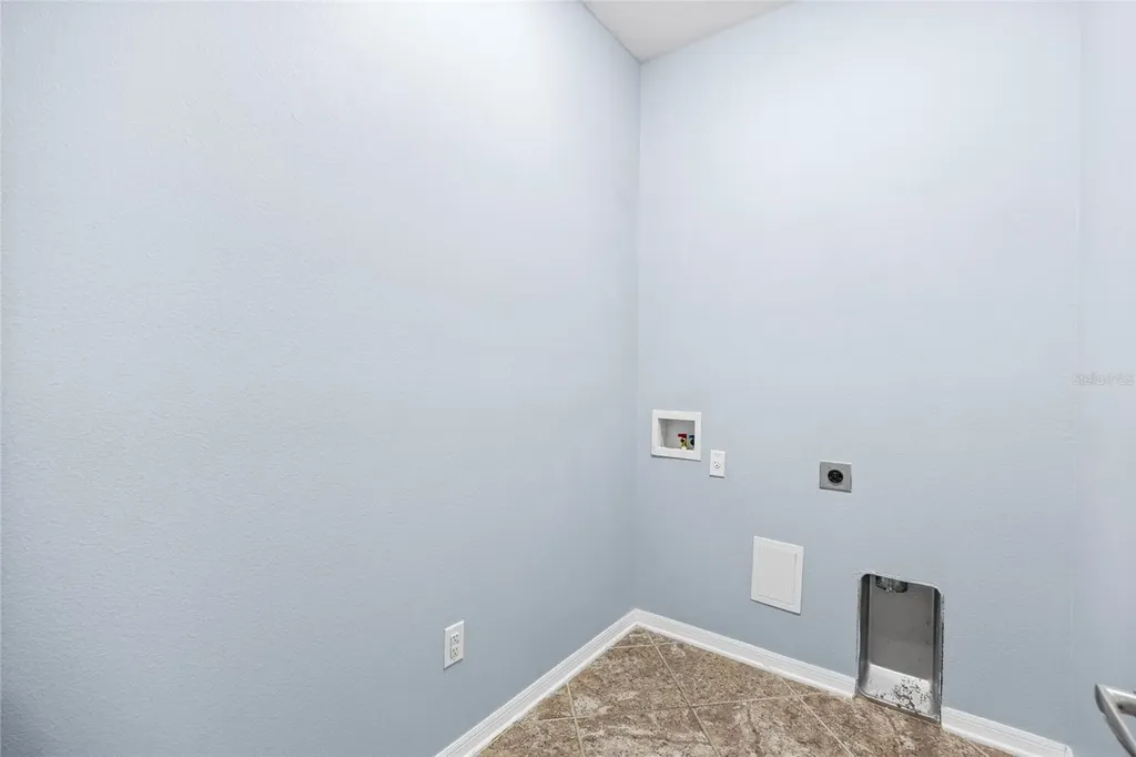 3851 Pacente Loop Wesley Chapel FL 33543