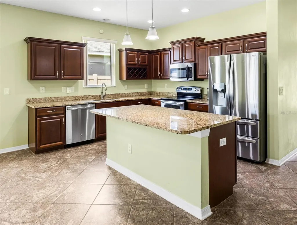 3851 Pacente Loop Wesley Chapel FL 33543