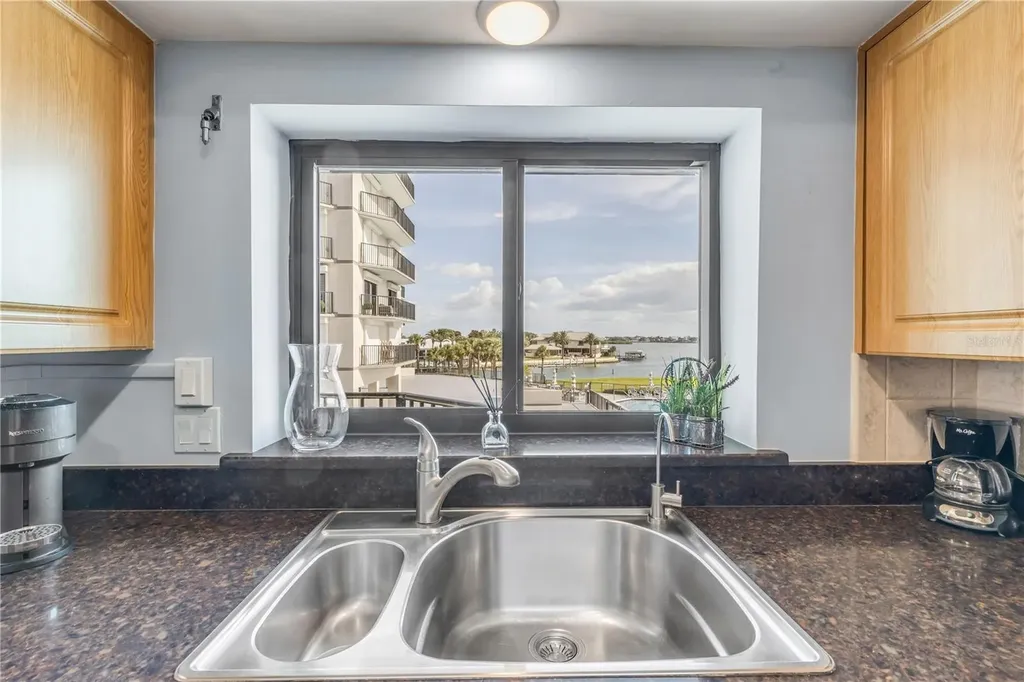503 N Causeway New Smyrna Beach FL 32169