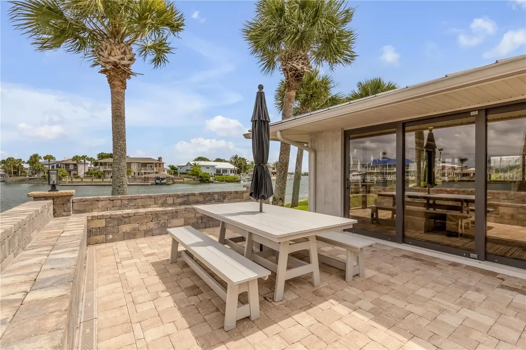 503 N Causeway New Smyrna Beach FL 32169