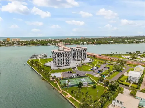 503 N Causeway New Smyrna Beach FL 32169
