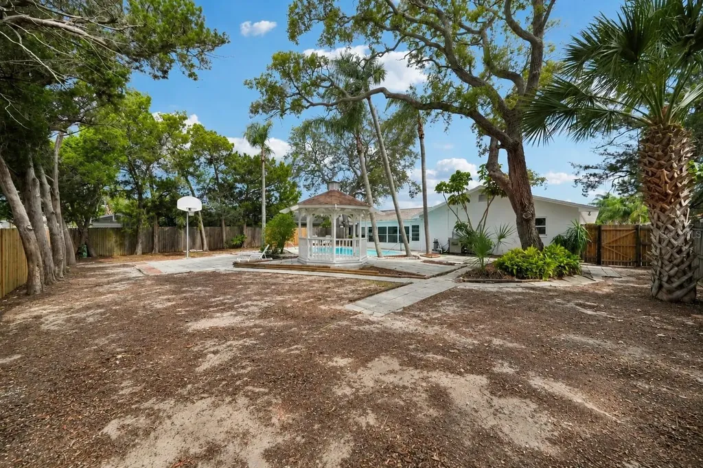 14580 110th Terrace Largo FL 33774