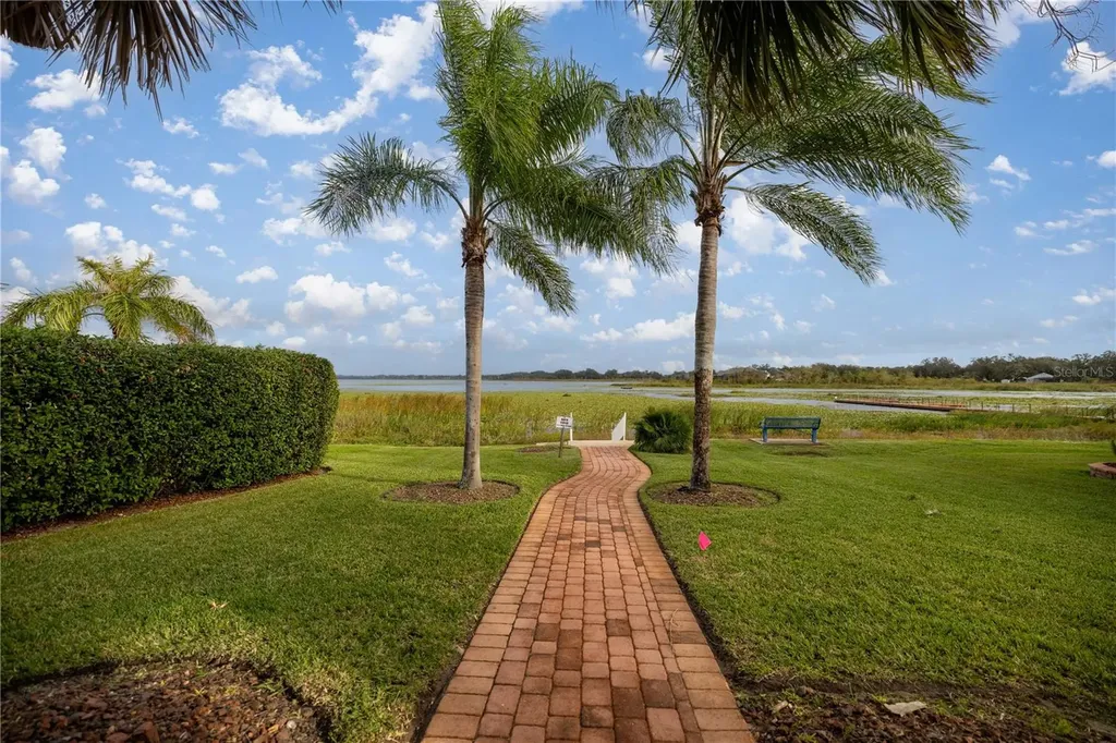 10367 Addison Shore Way Oxford FL 34484