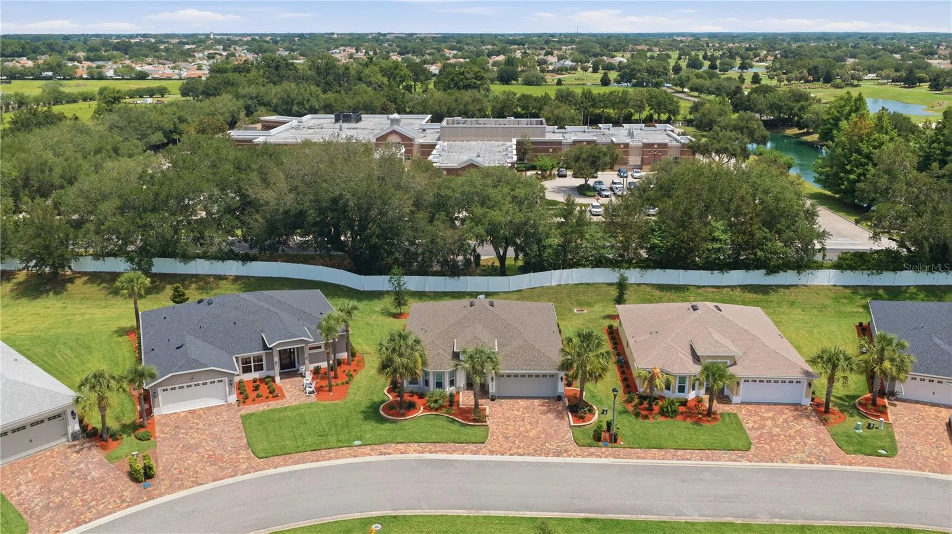 10367 Addison Shore Way Oxford FL 34484