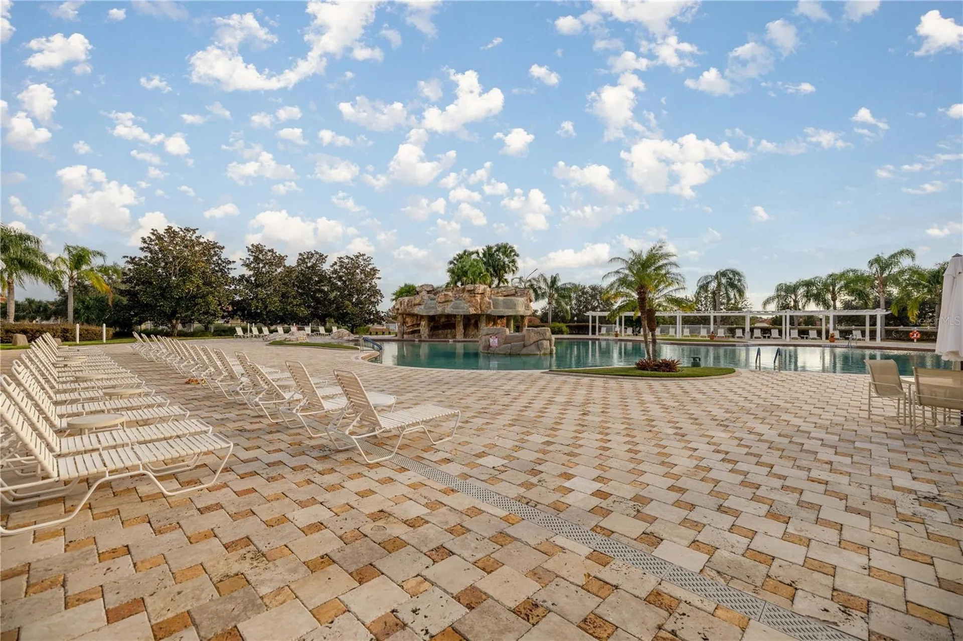 10367 Addison Shore Way Oxford FL 34484