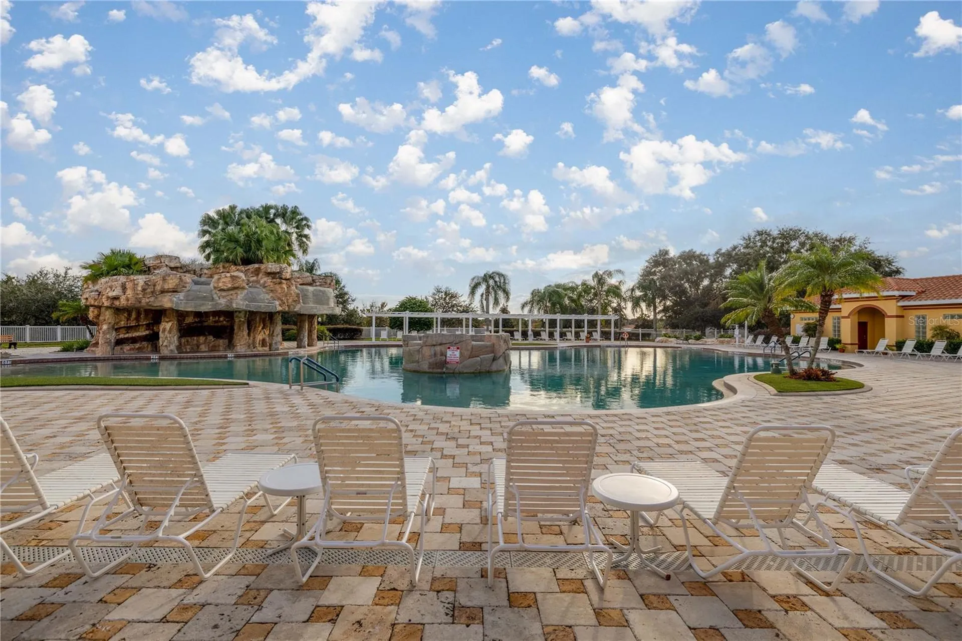 10367 Addison Shore Way Oxford FL 34484