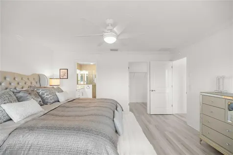 10367 Addison Shore Way Oxford FL 34484