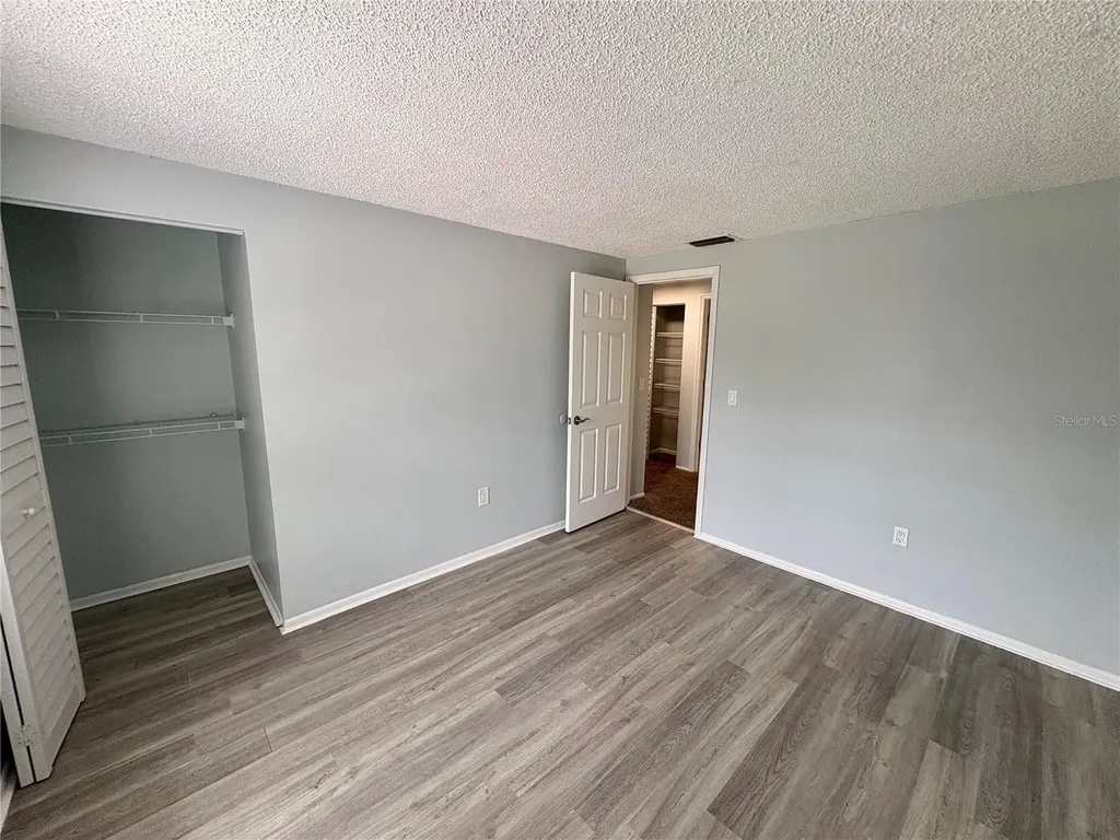 408 57th Avenue Drive E Bradenton FL 34203