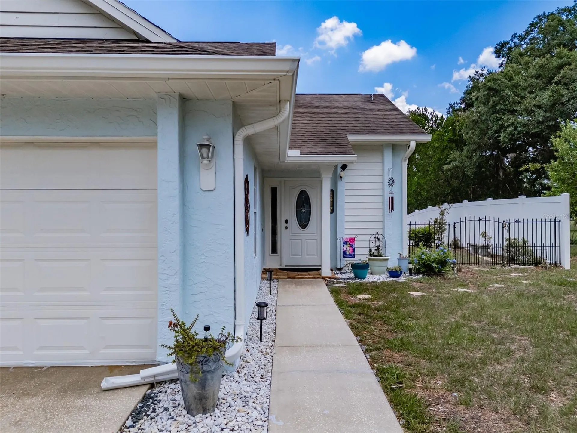 1417 Piney Branch Circle Valrico FL 33594