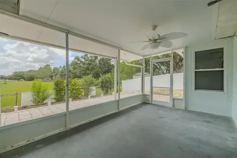1417 Piney Branch Circle Valrico FL 33594