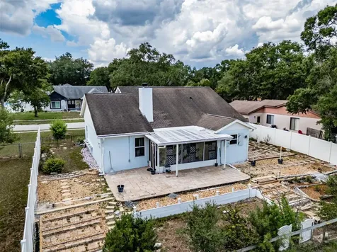 1417 Piney Branch Circle Valrico FL 33594