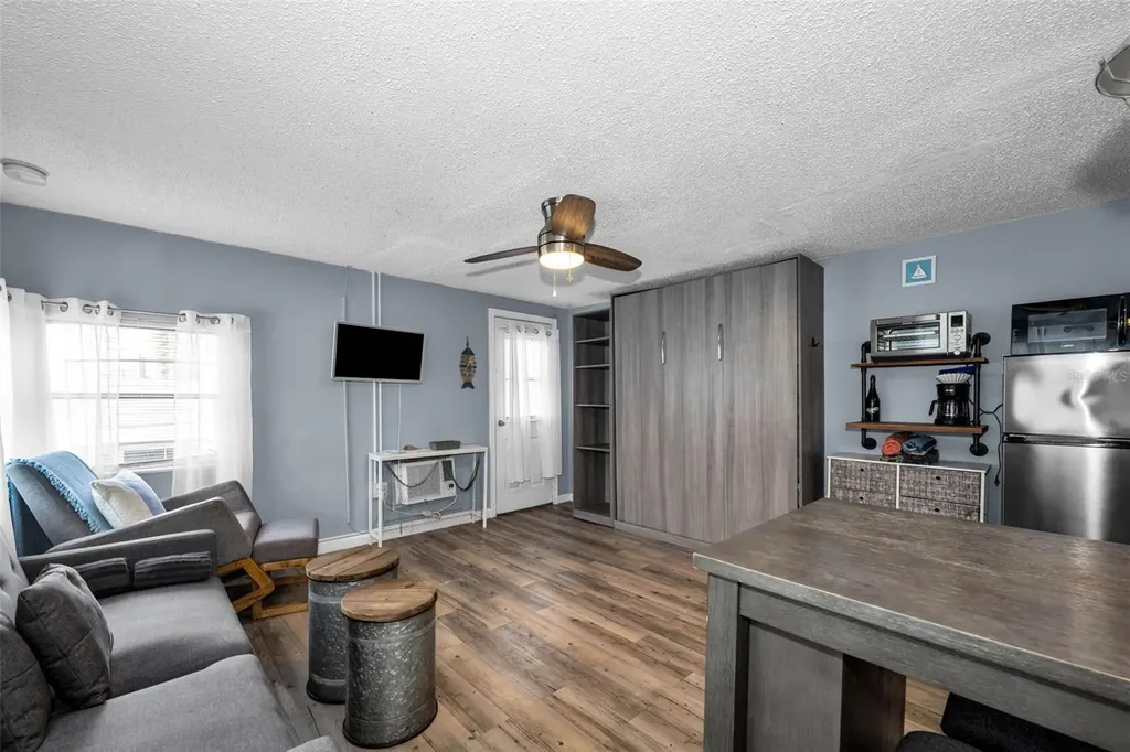 483 E Shore Drive Clearwater Beach FL 33767