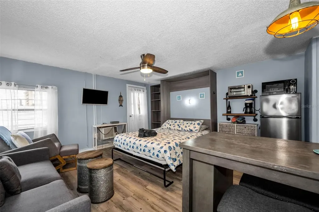 483 E Shore Drive Clearwater Beach FL 33767