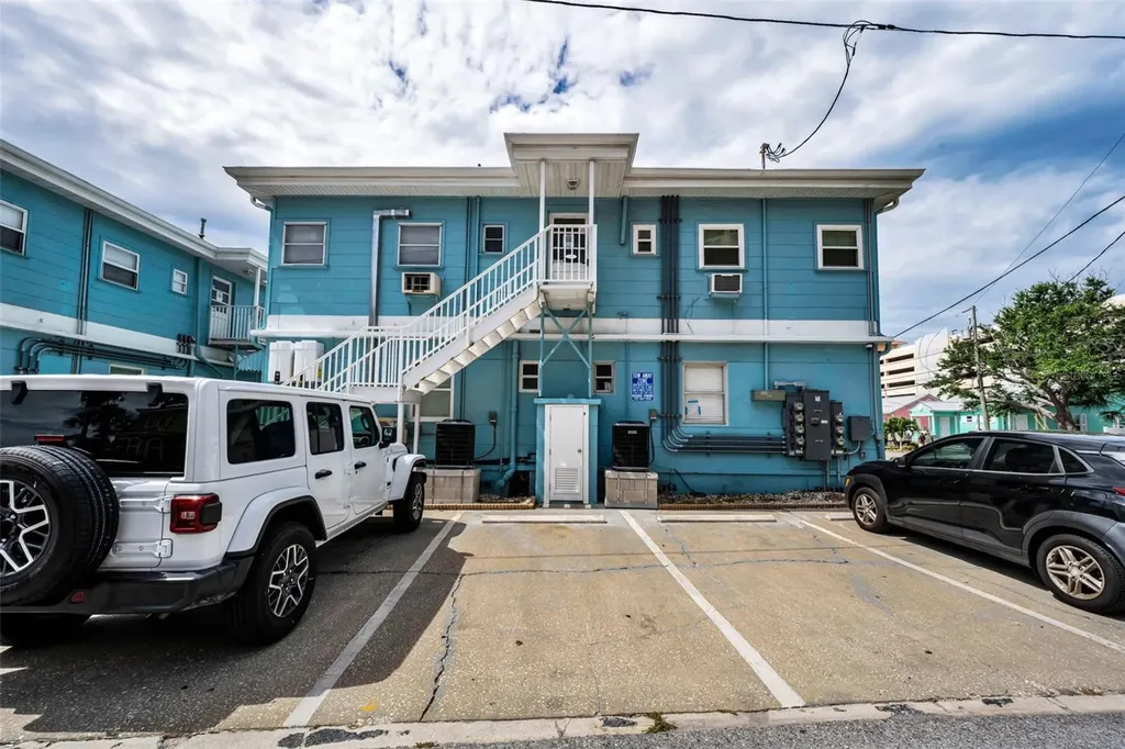 483 E Shore Drive Clearwater Beach FL 33767