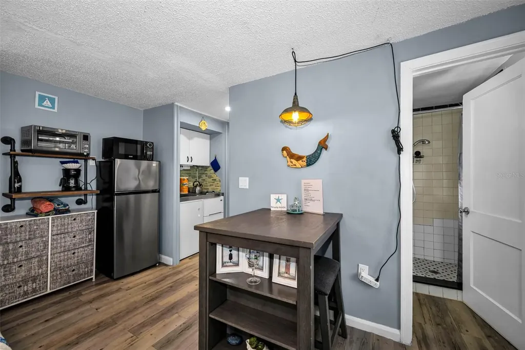 483 E Shore Drive Clearwater Beach FL 33767
