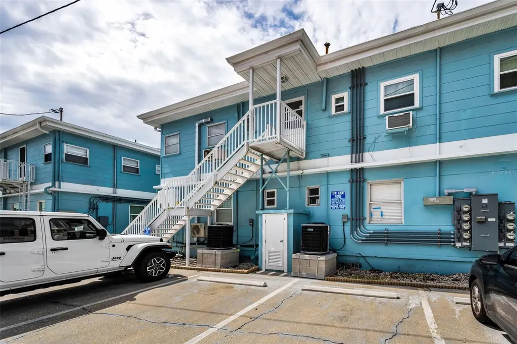 483 E Shore Drive Clearwater Beach FL 33767