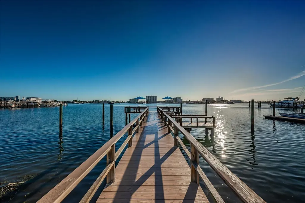 483 E Shore Drive Clearwater Beach FL 33767