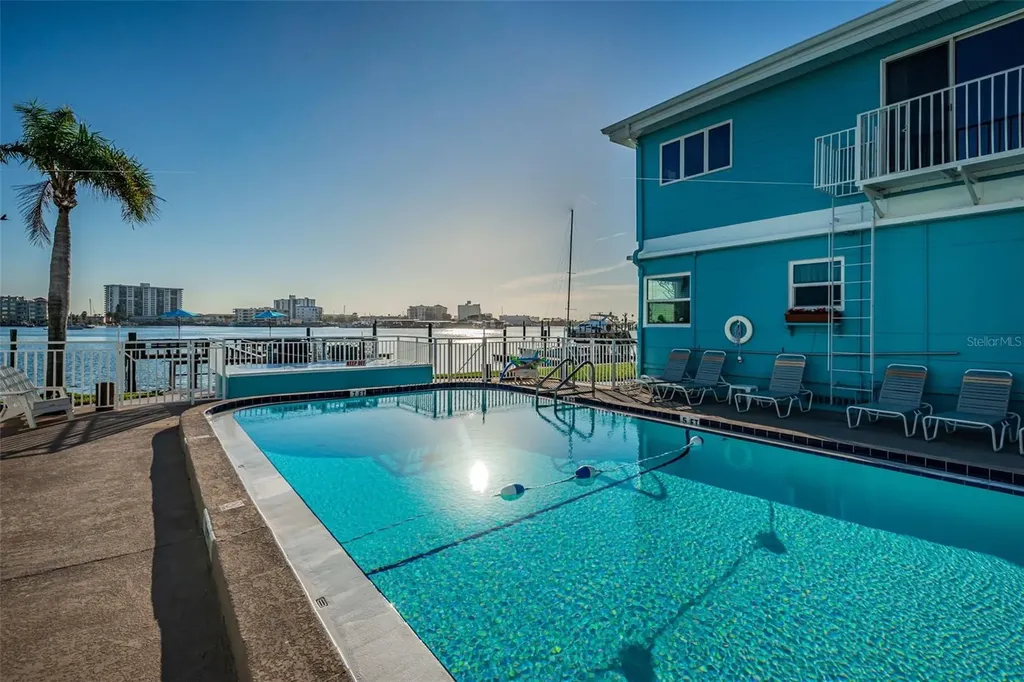 483 E Shore Drive Clearwater Beach FL 33767