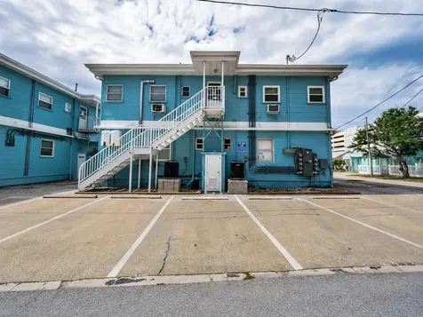 483 E Shore Drive Clearwater Beach FL 33767