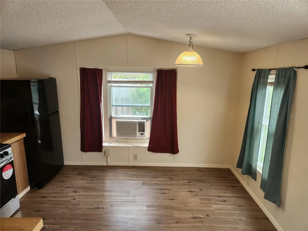 128 Center Street Oak Hill FL 32759