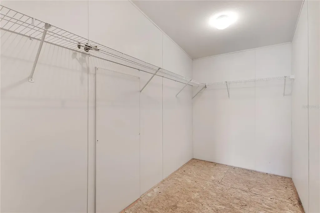 410 Lagoon Court Kenansville FL 34739