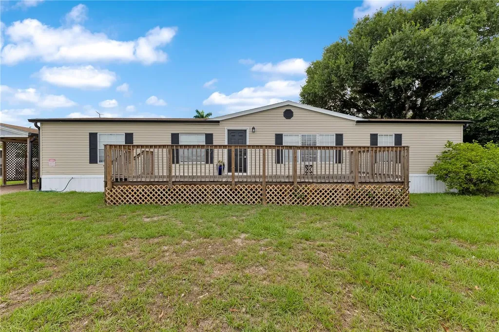 410 Lagoon Court Kenansville FL 34739