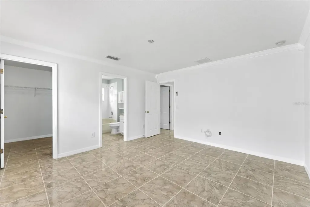 205 Owenshire Circle Kissimmee FL 34744