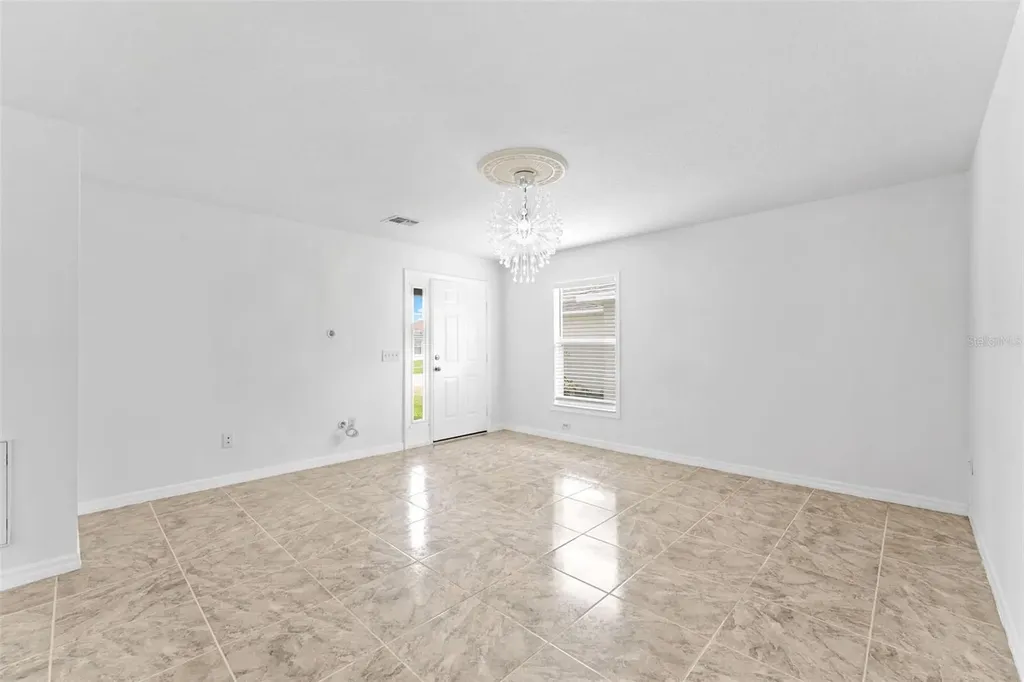 205 Owenshire Circle Kissimmee FL 34744