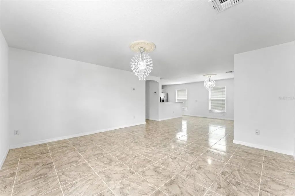 205 Owenshire Circle Kissimmee FL 34744