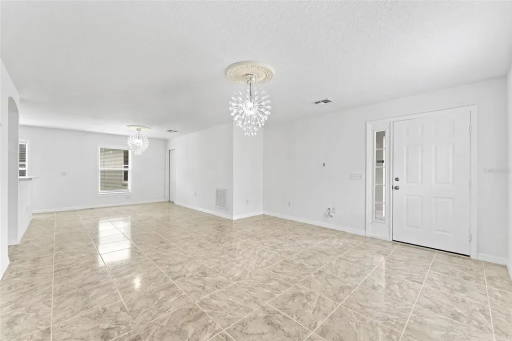 205 Owenshire Circle Kissimmee FL 34744