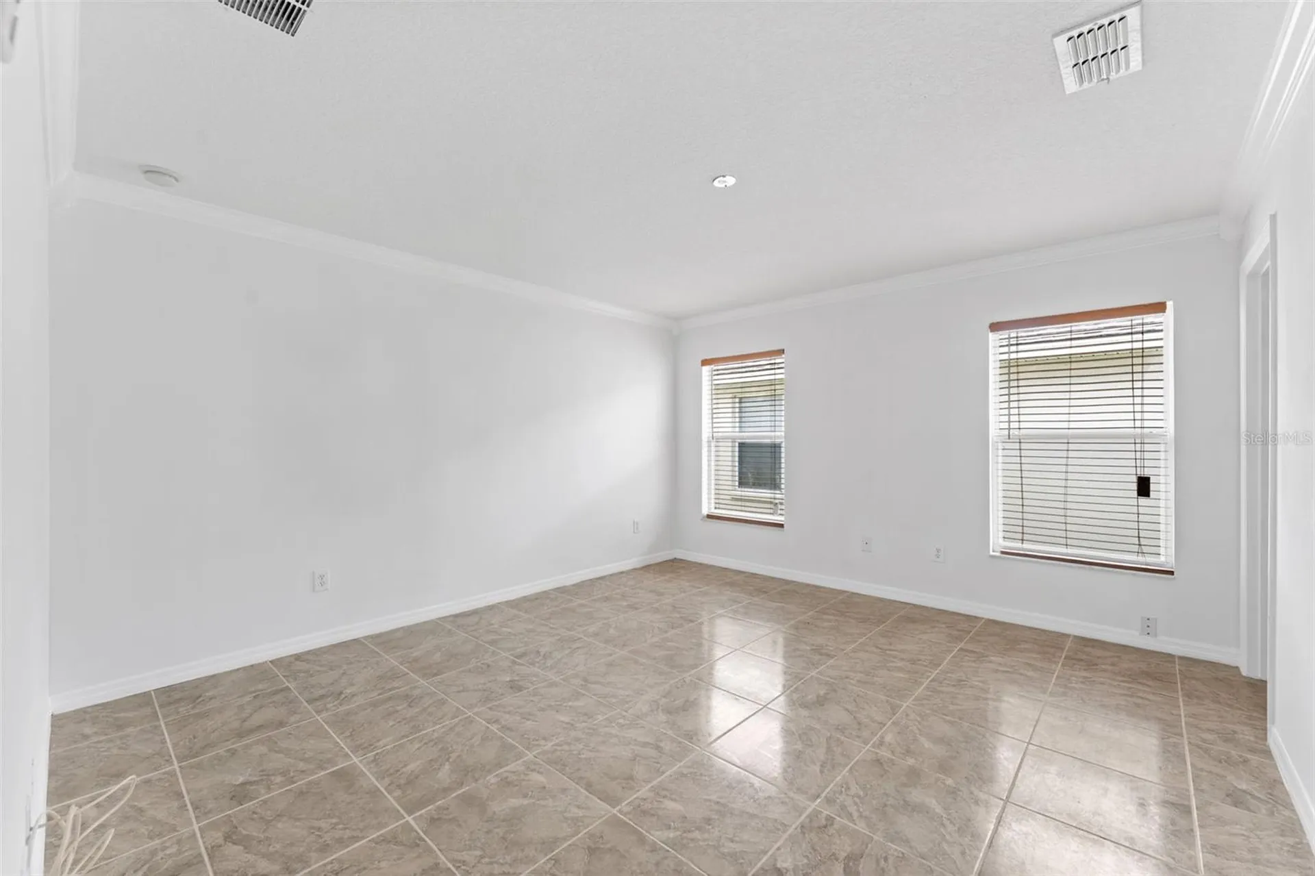 205 Owenshire Circle Kissimmee FL 34744