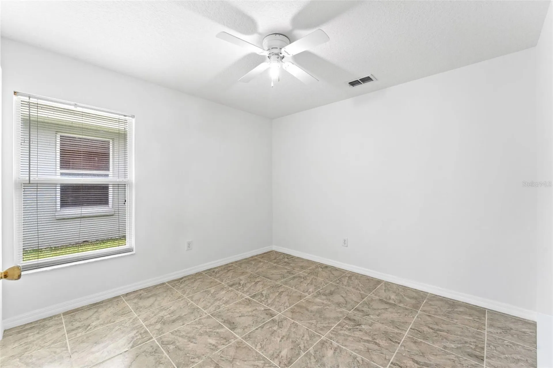 205 Owenshire Circle Kissimmee FL 34744