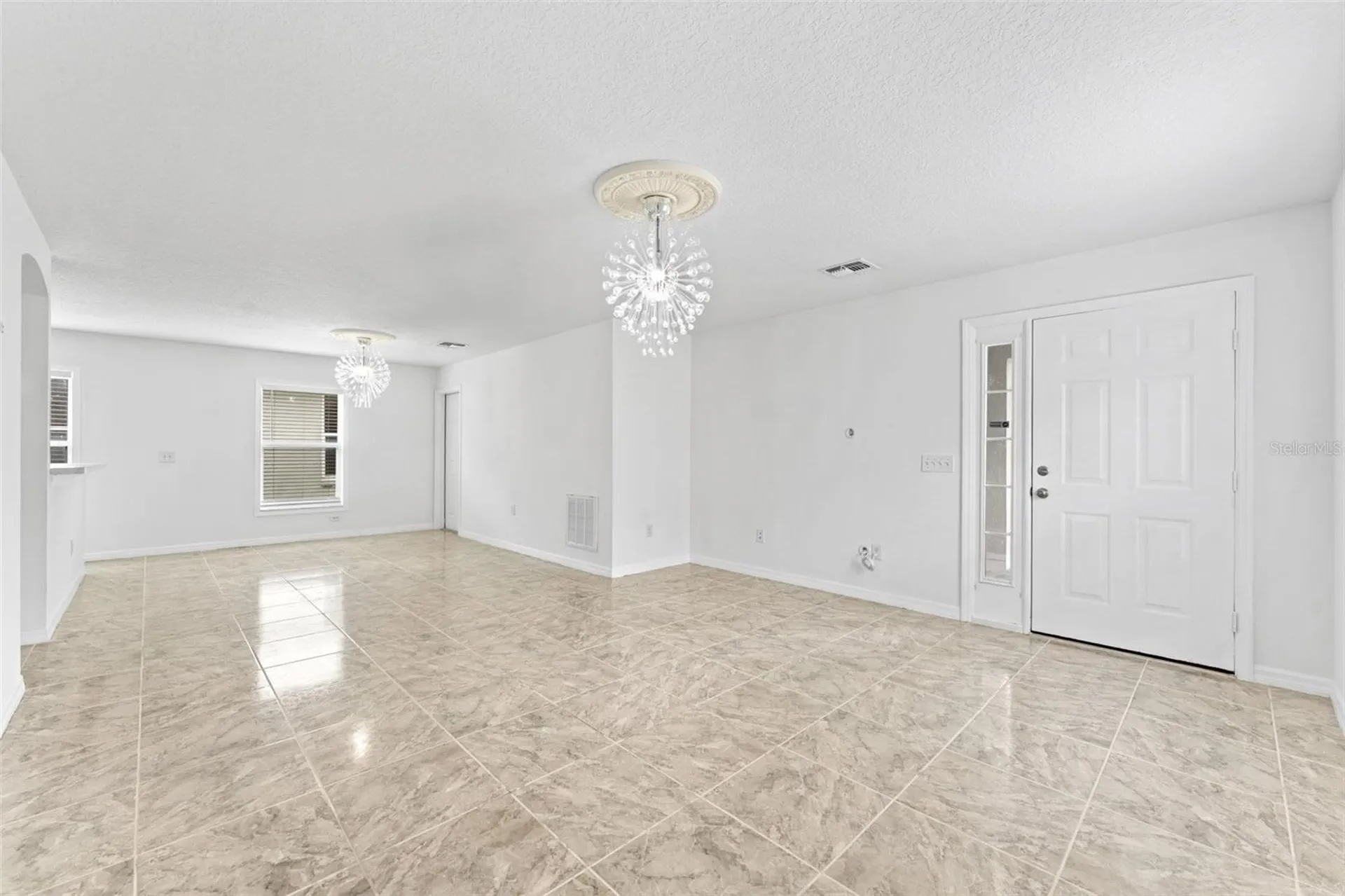 205 Owenshire Circle Kissimmee FL 34744