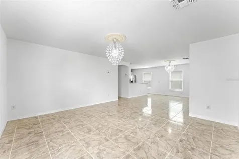 205 Owenshire Circle Kissimmee FL 34744
