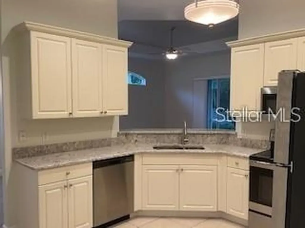 213 Lourdan Court Debary FL 32713