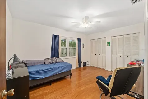 3859 NW 32nd Place Gainesville FL 32606