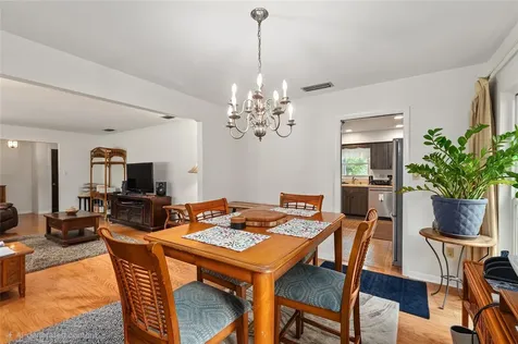 3859 NW 32nd Place Gainesville FL 32606