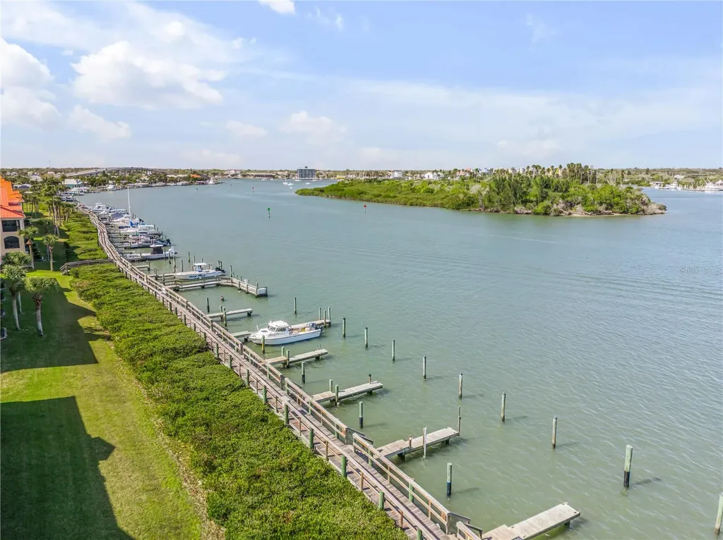 468 Bouchelle Drive New Smyrna Beach FL 32169