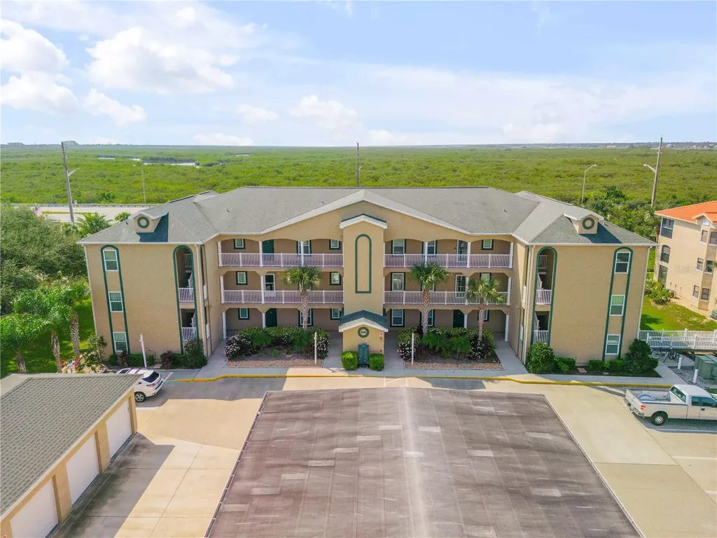 468 Bouchelle Drive New Smyrna Beach FL 32169