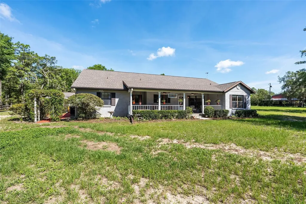 10871 SE County Road 336 Morriston FL 32668