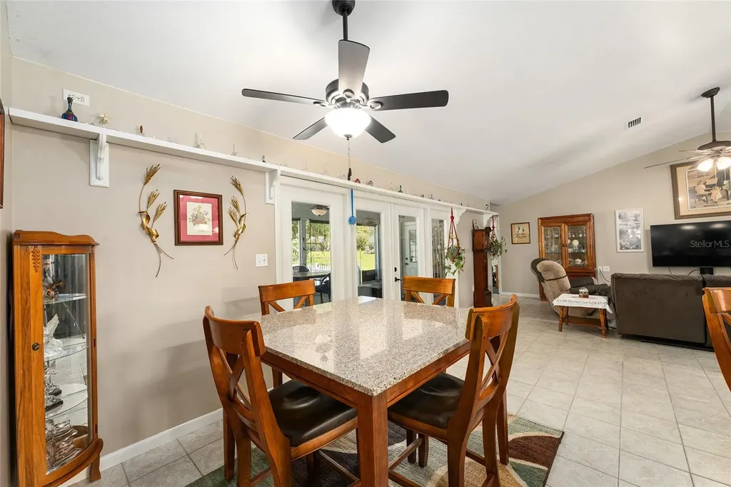 10871 SE County Road 336 Morriston FL 32668