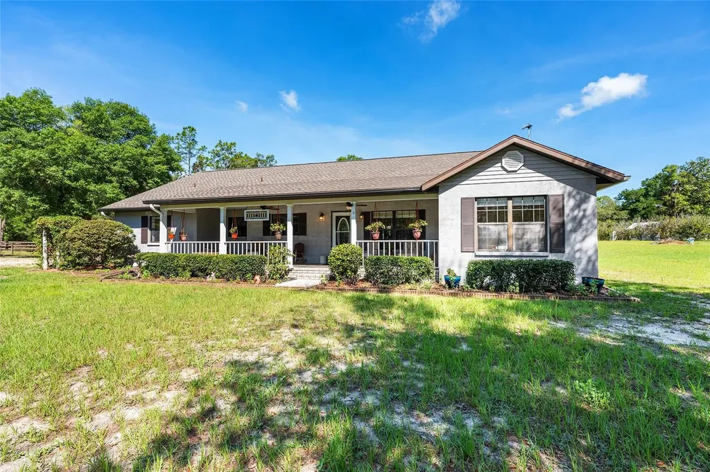 10871 SE County Road 336 Morriston FL 32668