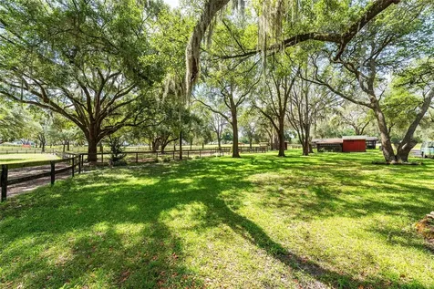 10871 SE County Road 336 Morriston FL 32668