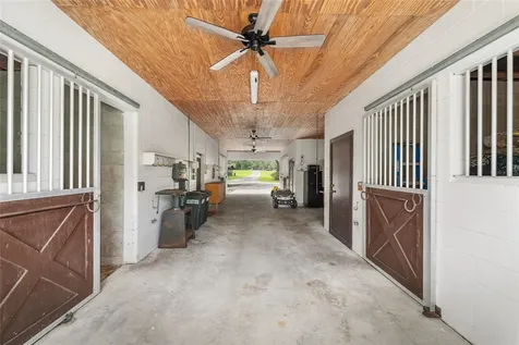 10871 SE County Road 336 Morriston FL 32668