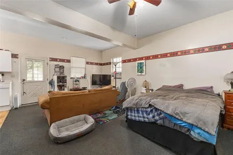 10871 SE County Road 336 Morriston FL 32668