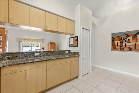 6816 S Court Drive Tampa FL 33611